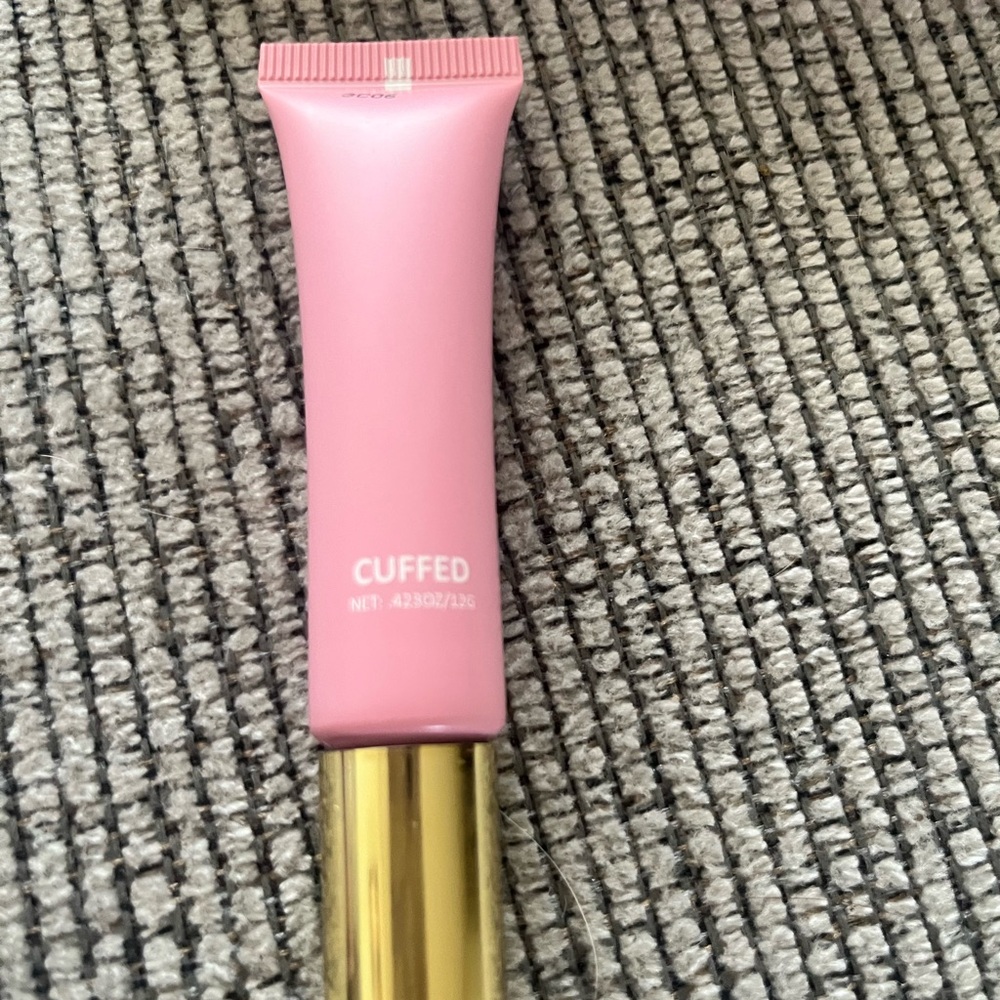 Estate Most Wanted Lip Balm in cuffed - Picture 5 of 7